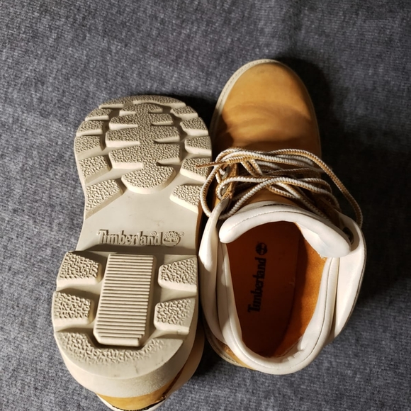 Timberland Boys tan boots Size 3.5 - Picture 12 of 12